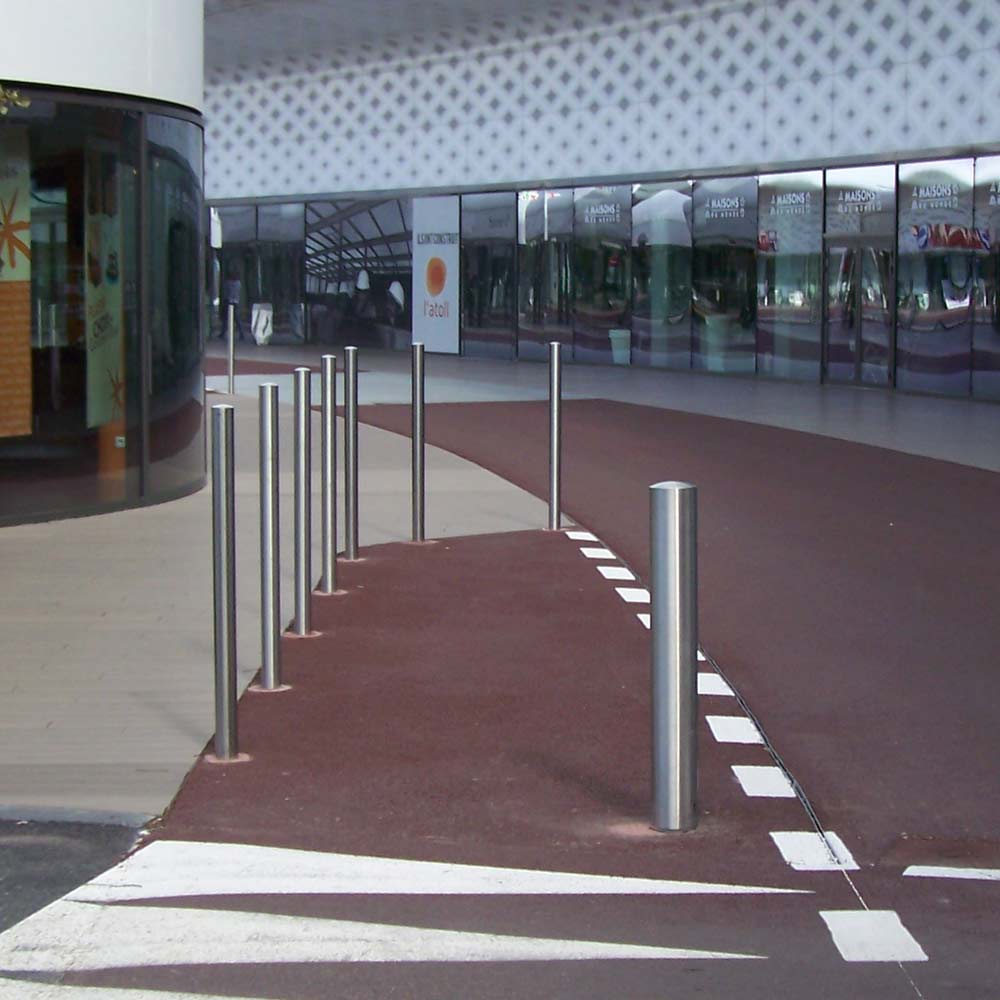 Potelet inox tête bombée à scellerimplantation