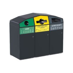 Bacs de tri sélectif colorés vert et jaune