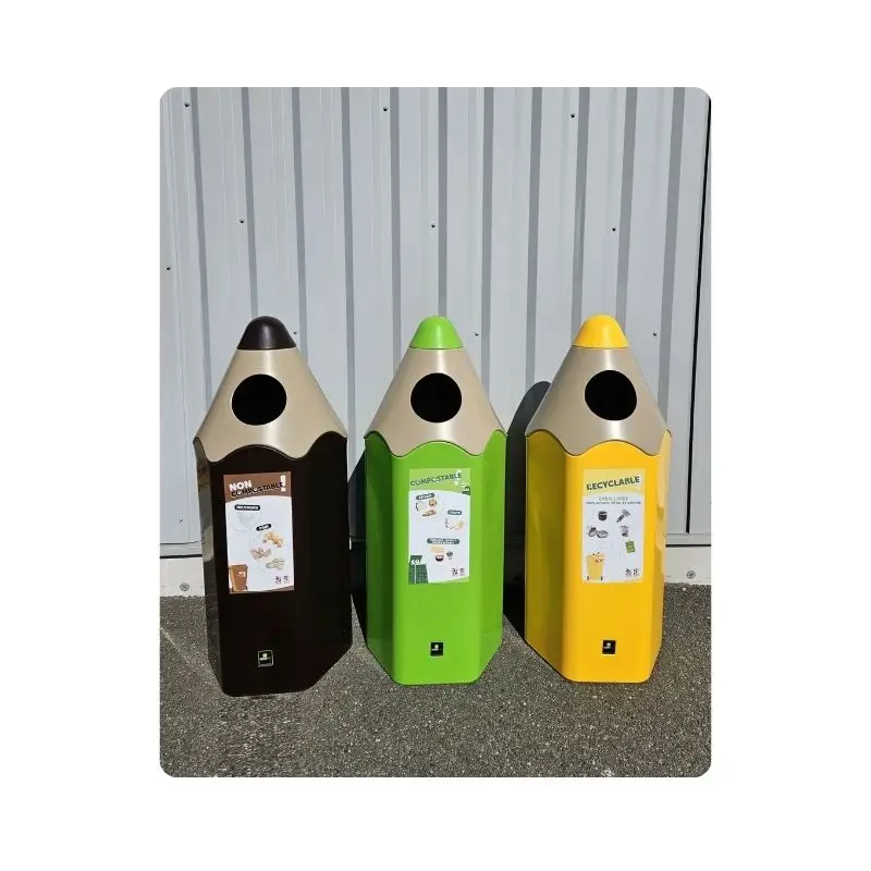 Trois poubelles tri sélectif en forme de crayons colorés