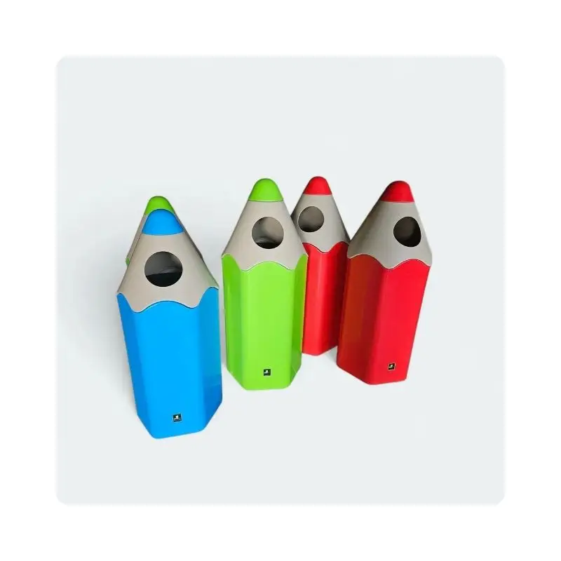 Poubelles design en forme de crayons de couleur